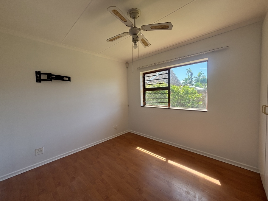 2 Bedroom Property for Sale in Summerstrand Eastern Cape